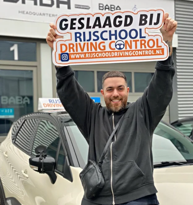 @MURDAWORLD geslaagd bij Rijschool Driving Control Rotterdam